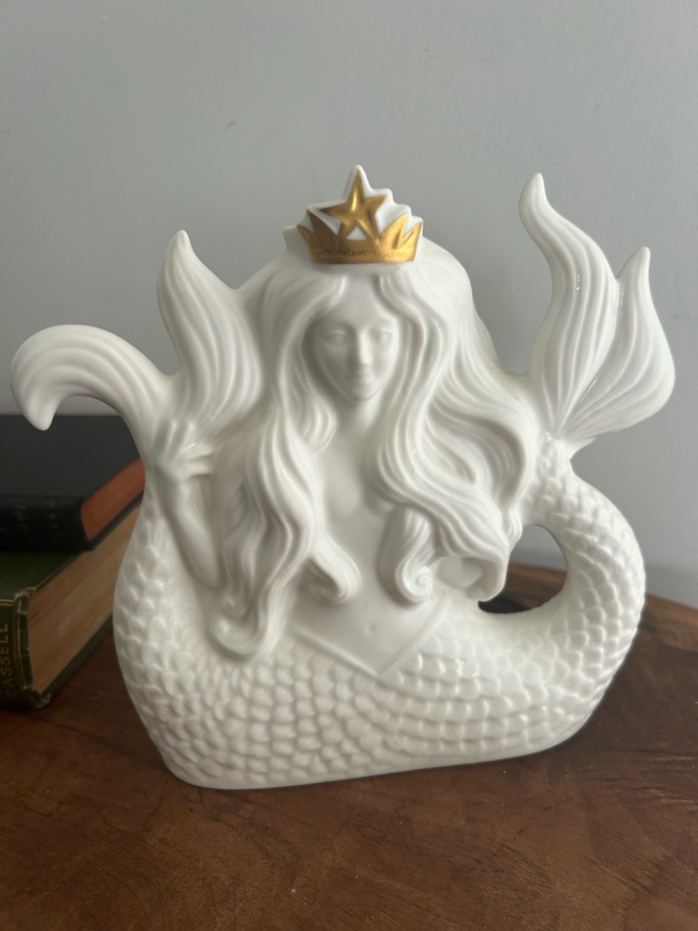 Starbucks Siren Mermaid with crown Limited Edition Ceramic Sculpture 2016 White